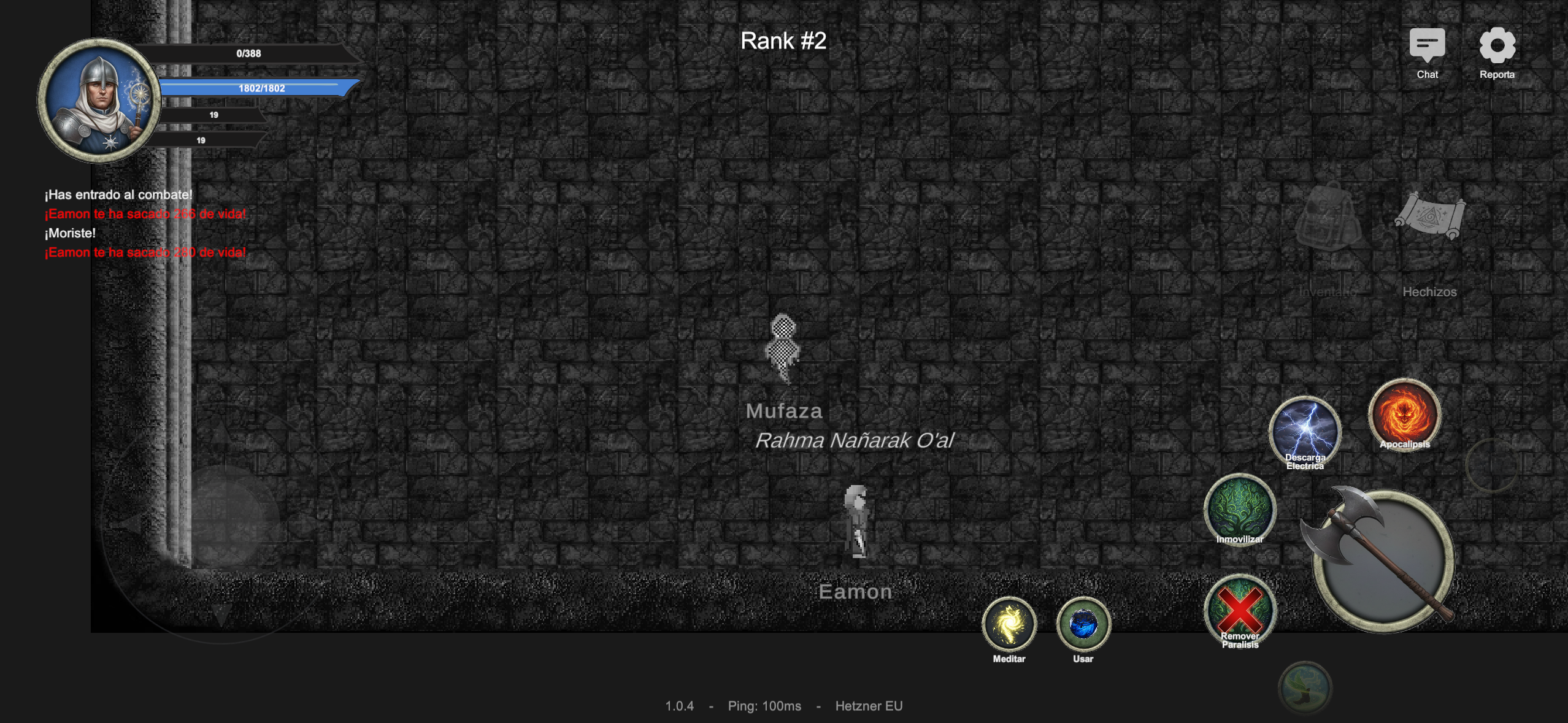 Combate en una zona oscura, con UI mobile pulida