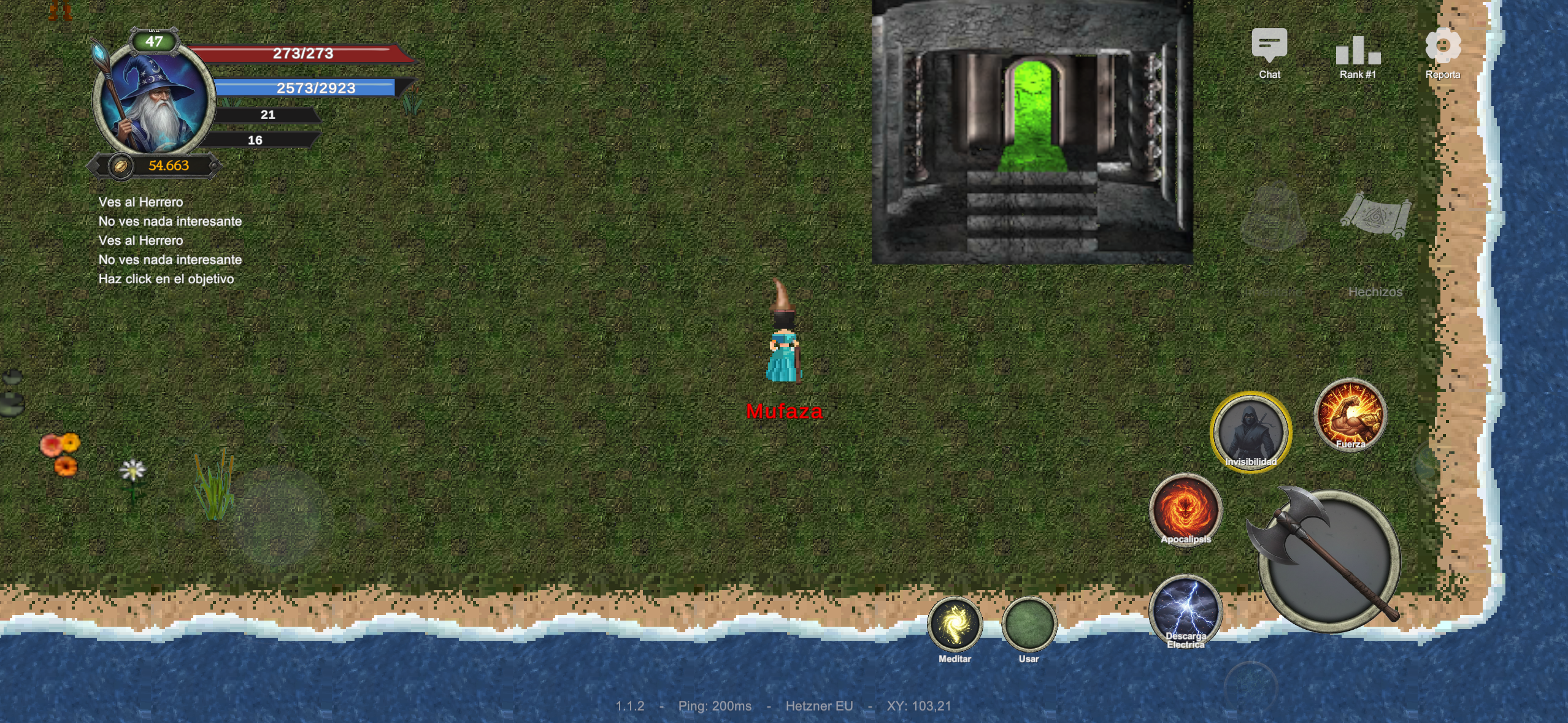 Mago casteando un hechizo verde cerca de un portal/mazmorra en la costa, mostrando los nuevos elementos del mapa en Mobile AO